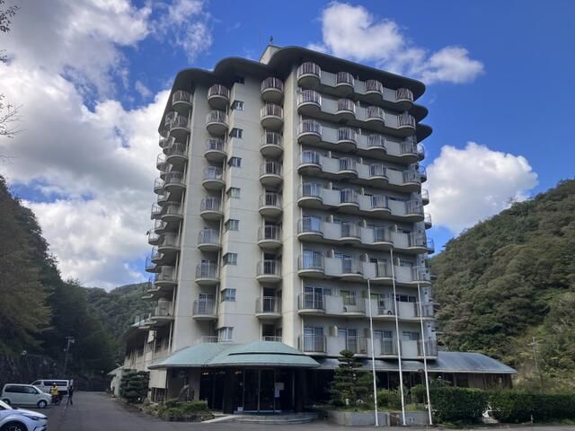1K Condo with Private Hot Spring in Takamatsu's Shionoe Area - Thumbnail 2