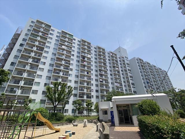 Osaka Port Maisonette 2LDK with Trunk Room Near Kaiyukan - Thumbnail 3