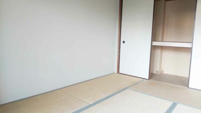 2SLDK Apartment for Sale in Sakai, Osaka - 73.38 m² - Thumbnail 3