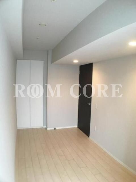 2LDK Apartment in Beacon Tower Residence, Shinonome, Tokyo - Thumbnail 3