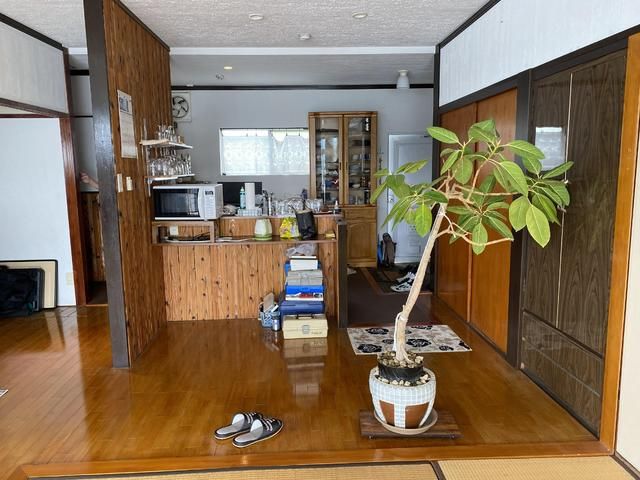 1LDK Apartment for Sale in Kure, Hiroshima - 69.05 sqm - Thumbnail 4