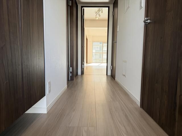 Renovated 3LDK Apartment for Sale in Higashiyamato, Tokyo - Thumbnail 4