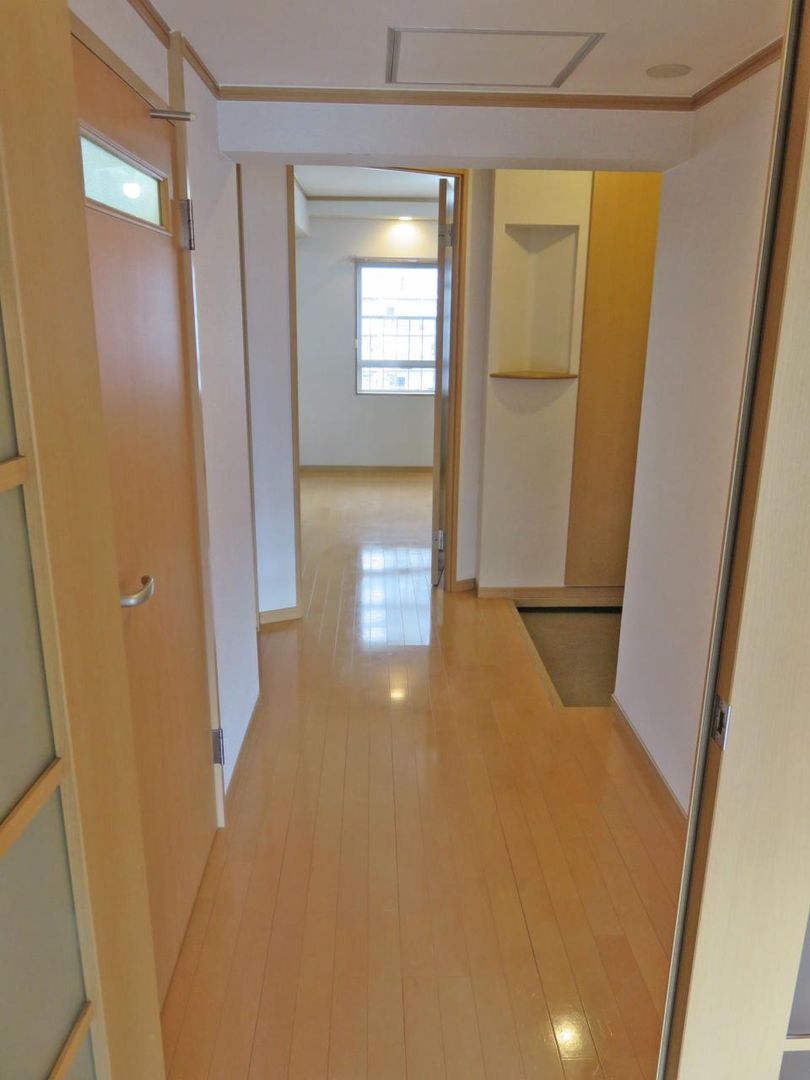 1LDK Apartment for Sale near Moriyama Station, Shiga - Thumbnail 4