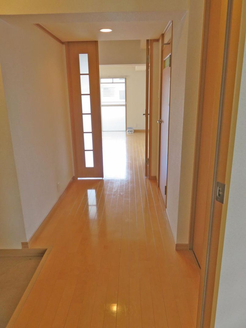 1LDK Apartment for Sale near Moriyama Station, Shiga - Thumbnail 2