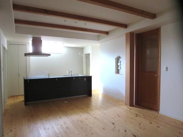 3LDK House for Sale in Takamatsu, Kagawa - 90.5 sqm - Thumbnail 3