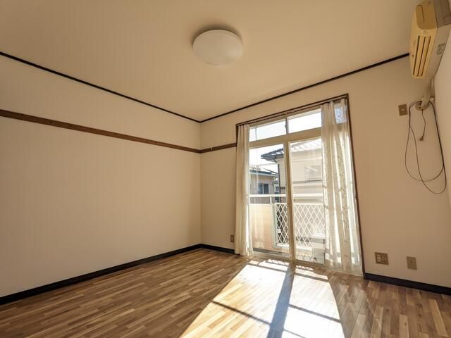 1R Apartment for Rent in Tochigi City - 23,000 Yen - Thumbnail 3