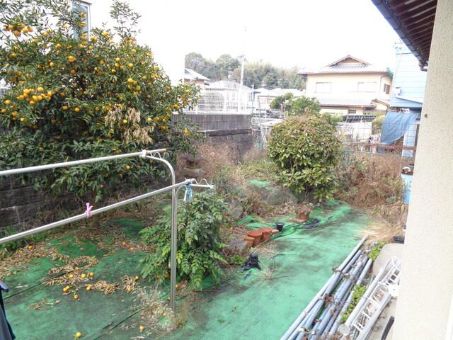 5LDK House with South Garden in Tondabayashi, Osaka - Thumbnail 3