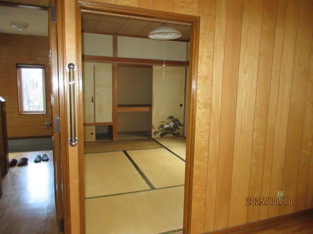 5LDK Detached House for Sale in Ishikari, Hokkaido - Thumbnail 3