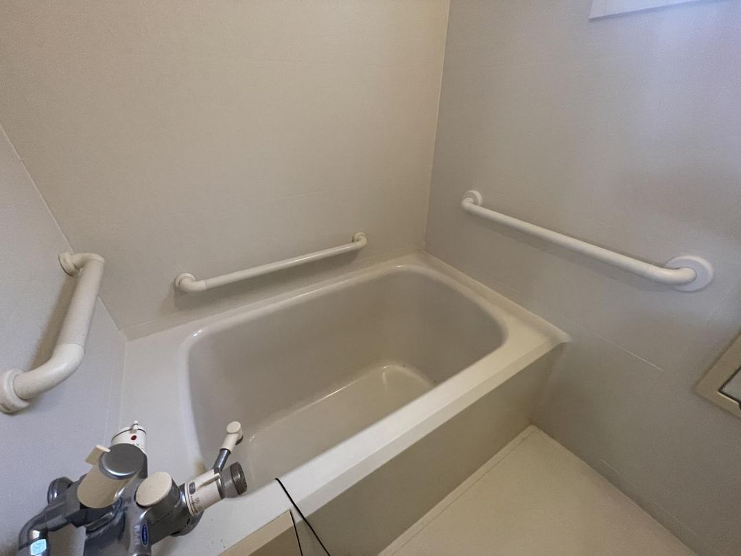 4LDK Detached House for Renovation in Sapporo's Yamano te - Thumbnail 4