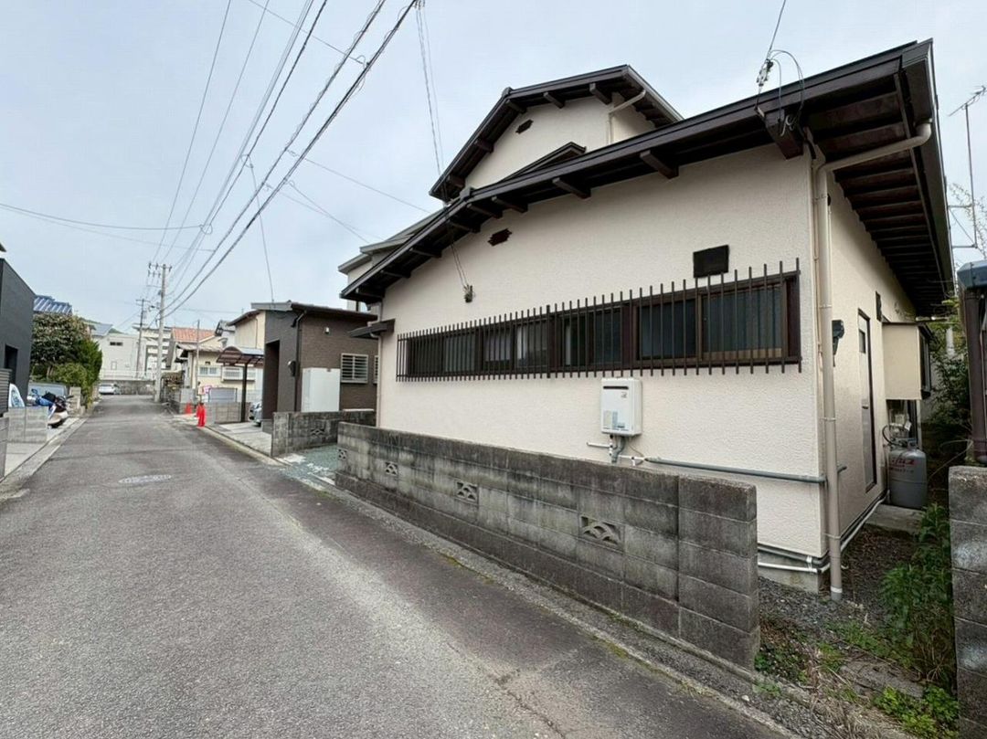 Used 5DK Detached House in Matsuyama, Ehime - Thumbnail 3