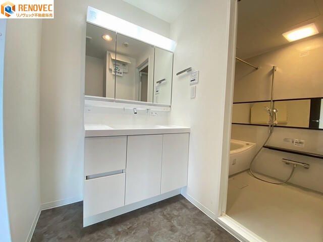 3LDK Top-Floor Corner Apartment for Sale near Ootori Station, Sakai - Thumbnail 4