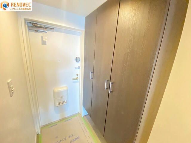 3LDK Top-Floor Corner Apartment for Sale near Ootori Station, Sakai - Thumbnail 3