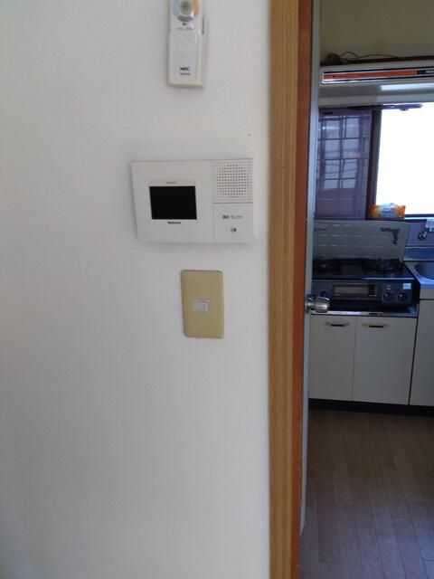 1K Apartment for Rent in Matsuyama, Ehime - Near Tsuchibashi Station - Thumbnail 2