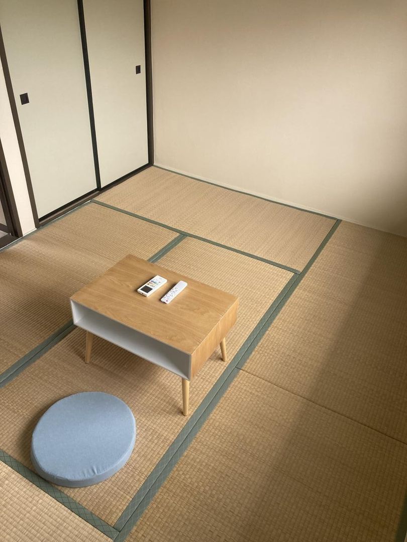 1K Apartment for Rent in Kochi City, Kochi Prefecture - Thumbnail 2