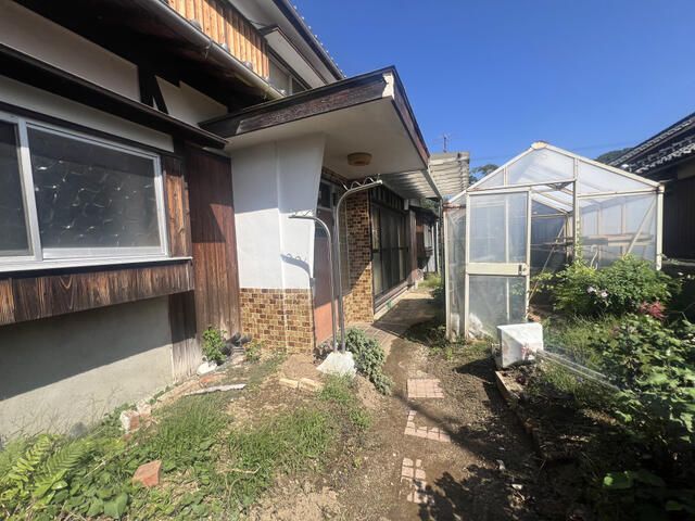 Spacious 6DK Rental House in Niihama, Ehime - 20,000 Yen - Thumbnail 4