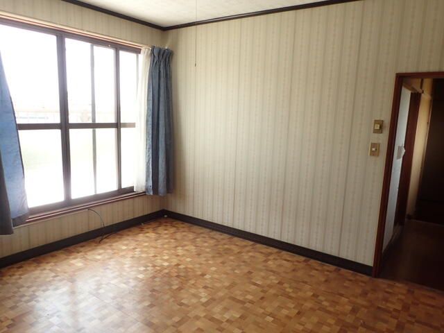 Pre-owned 4K House in Chikusei, Ibaraki with Large Garden - Thumbnail 4