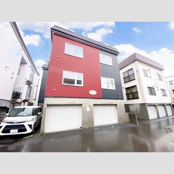 1DK Apartment for Rent in Sapporo Higashi Ward, Hokkaido - Thumbnail 2