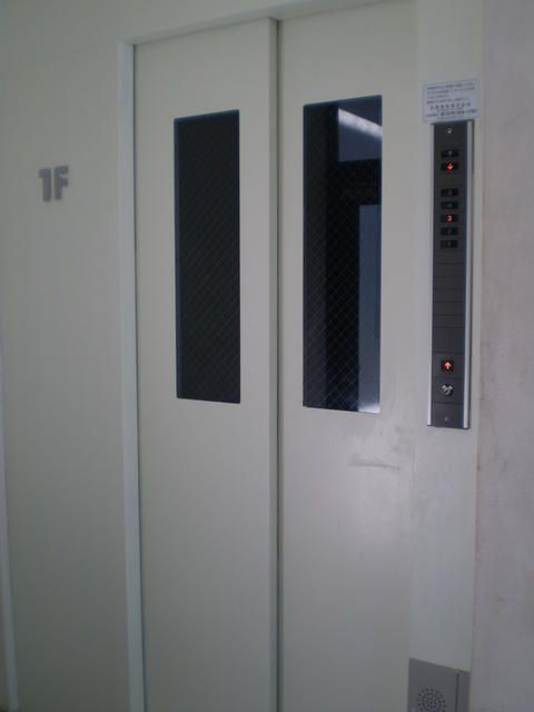 Kanazawa 1R Apartment for Rent - No Deposit, 20,000 Yen - Thumbnail 2
