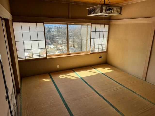 5K Wooden House near Lake Suwa, Nagano | Vacant Property for Sale - Thumbnail 4