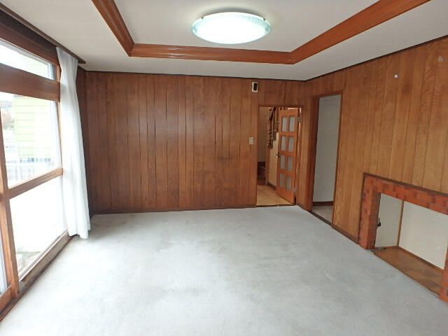 4LDK Corner Lot House for Sale in Sapporo's Toyohira Ward - Thumbnail 3