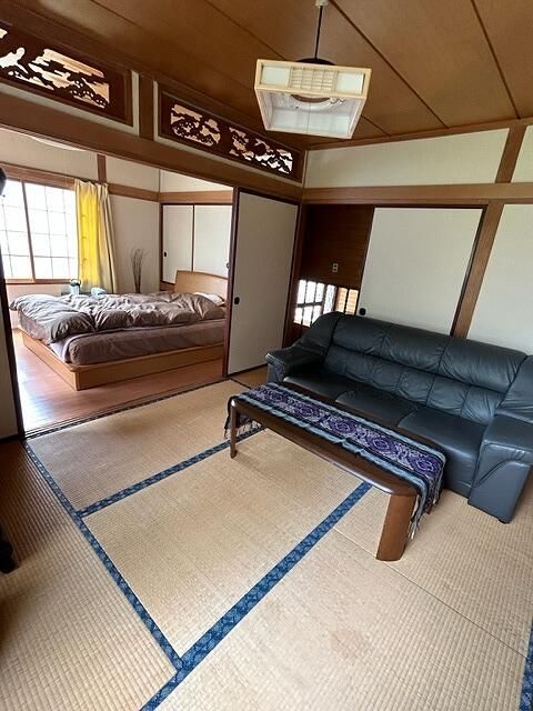 4LDK House for Sale in Quiet Hakodate Neighborhood, Hokkaido - Thumbnail 3