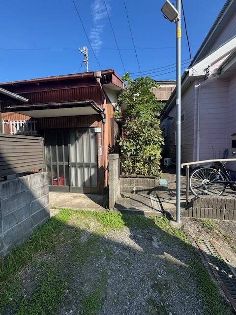 Tenanted 4K House for Sale in Yokosuka, Kanagawa - 8% Yield - Image 1