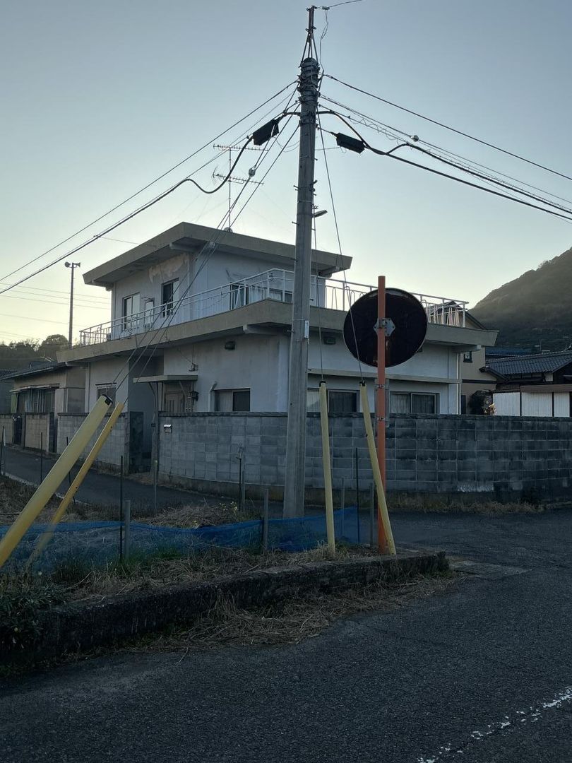 Renovated 5DK Seaside House for Sale in Matsuyama, Ehime - Thumbnail 3