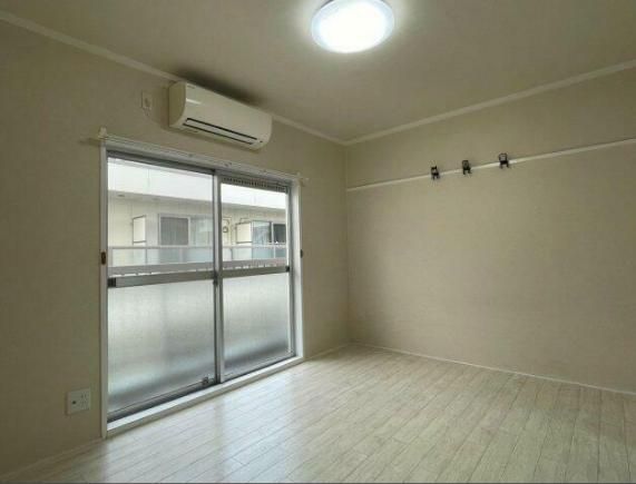 2K Apartment for Rent in Neyagawa, Osaka - Pet & LGBT Friendly - Thumbnail 2