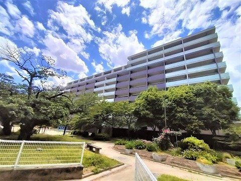 3LDK Apartment for Sale in Nishinomiya, Hyogo - 81.20 sqm - Thumbnail 2
