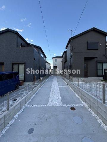 New 4LDK House for Sale in Hiratsuka, Kanagawa - 2025 Build - Thumbnail 2