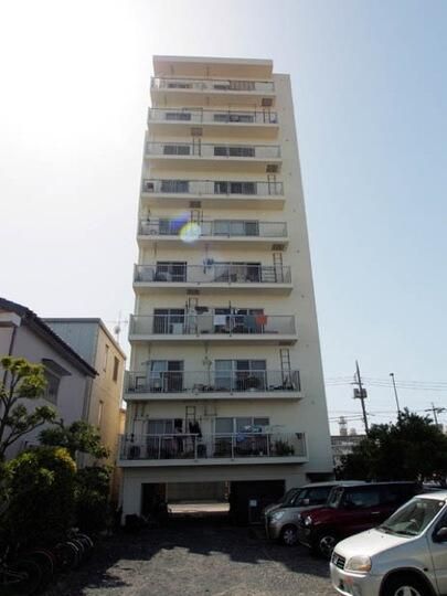 3LDK Apartment for Sale in Adachi, Tokyo with 8.38% Yield - Thumbnail 2