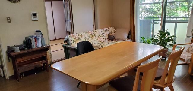 4LDK Apartment with Three-Sided Balcony for Sale in Ikeda, Osaka - Thumbnail 3