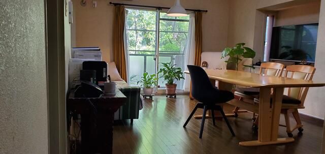 4LDK Apartment with Three-Sided Balcony for Sale in Ikeda, Osaka - Thumbnail 4