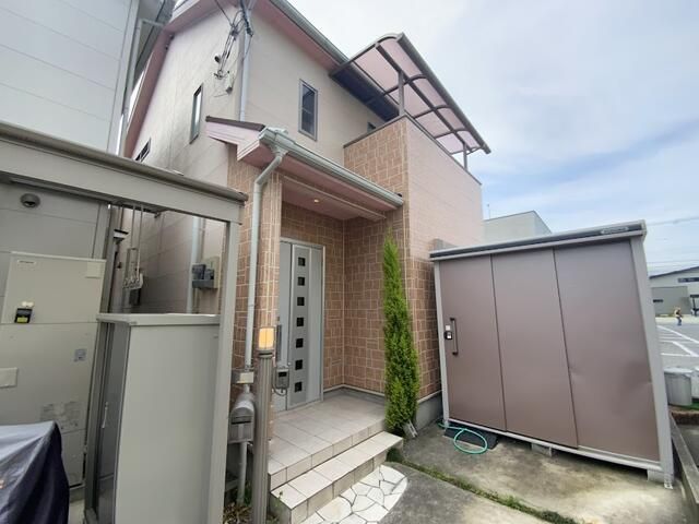 Refurbished 3LDK House for Sale in Izumi, Osaka - Thumbnail 2