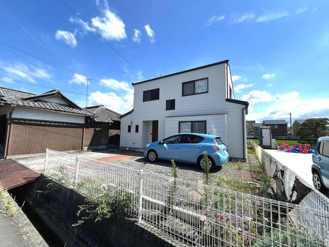 3SLDK Resale House in Takamatsu, Kagawa - 99.89 sqm - Thumbnail 3