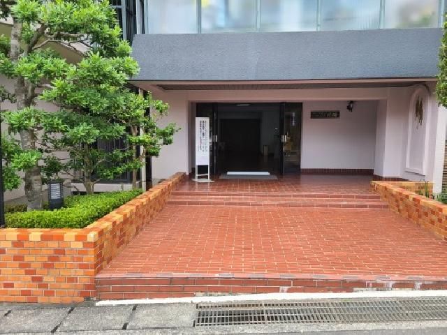 4DK Apartment for Sale in Ome City, Tokyo with Mountain Views - Thumbnail 2