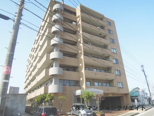 4LDK Apartment for Sale in Fukui City, Fukui | Pet-Friendly - Thumbnail 3