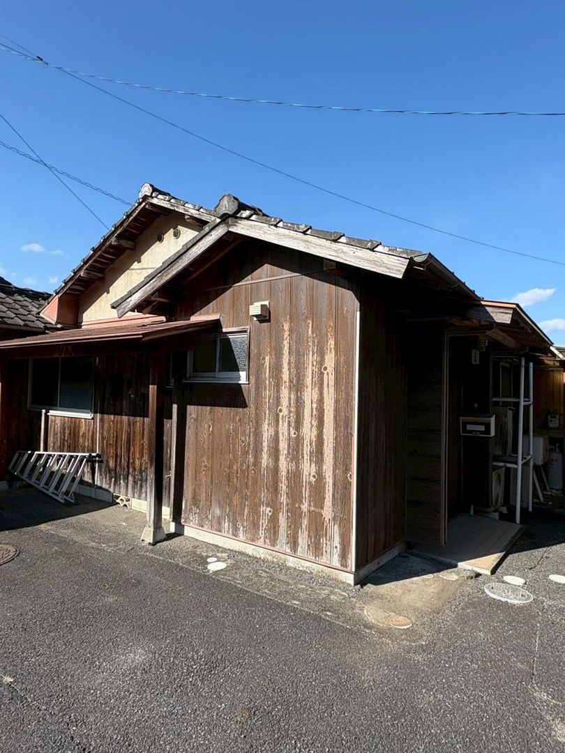 1953 4K Single-Story House for Sale in Mine, Yamaguchi - Image 1