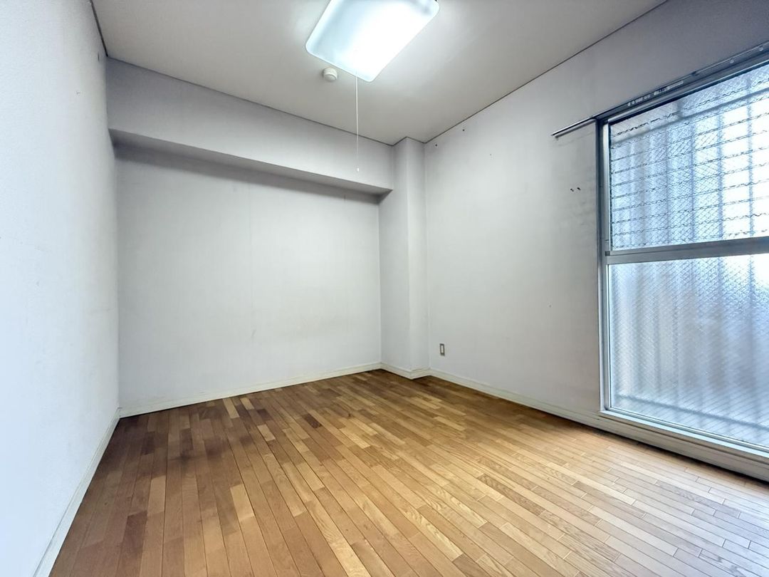 3LDK South-Facing Apartment for Sale in Saga City - Thumbnail 3