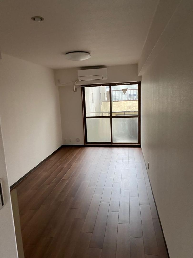 Studio Apartment for Sale in Asakusa, Tokyo - 6.26% Yield - Thumbnail 3