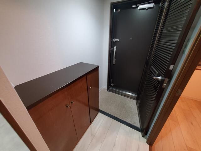 2LDK Apartment for Sale in Nino-Higashimachi, Nara - Thumbnail 3