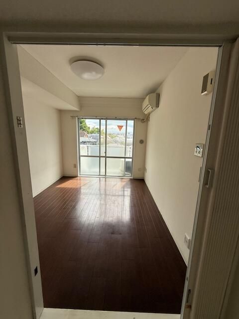 Hachioji 1R Apartment for Sale - 14.7 sqm, 5th Floor - Thumbnail 4