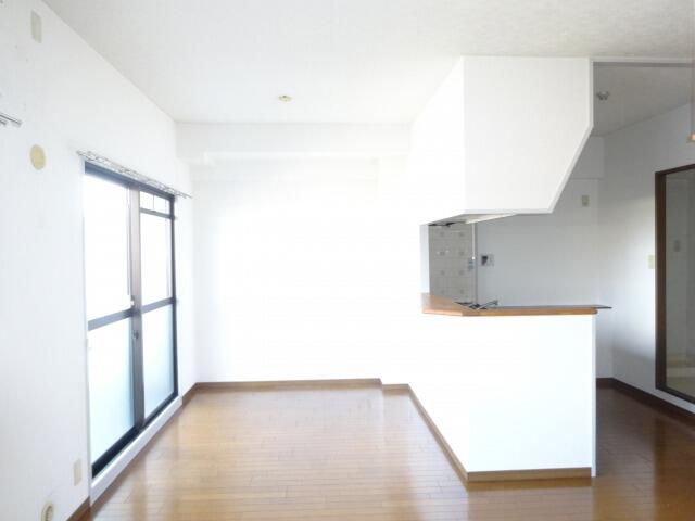 3LDK Apartment for Sale in Hirakata, Osaka - Melody Heim - Thumbnail 4
