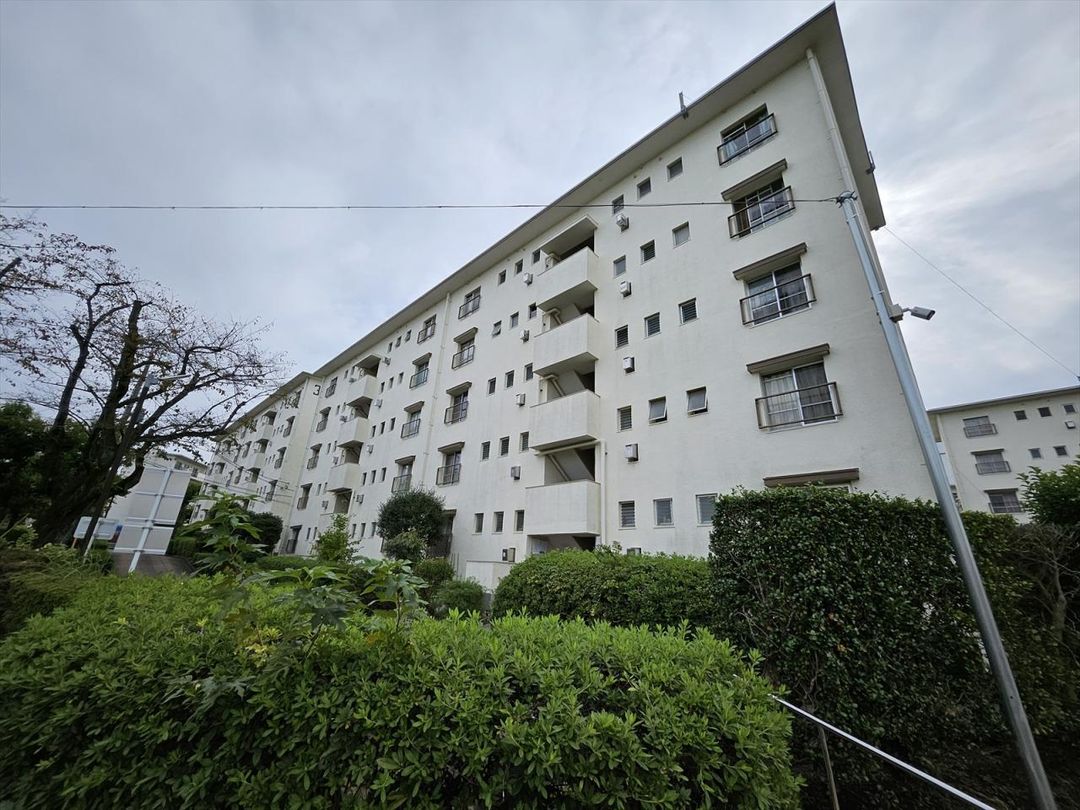 3DK Apartment for Sale in Sakaneyama, Yokohama - 46.22 sqm - Thumbnail 3
