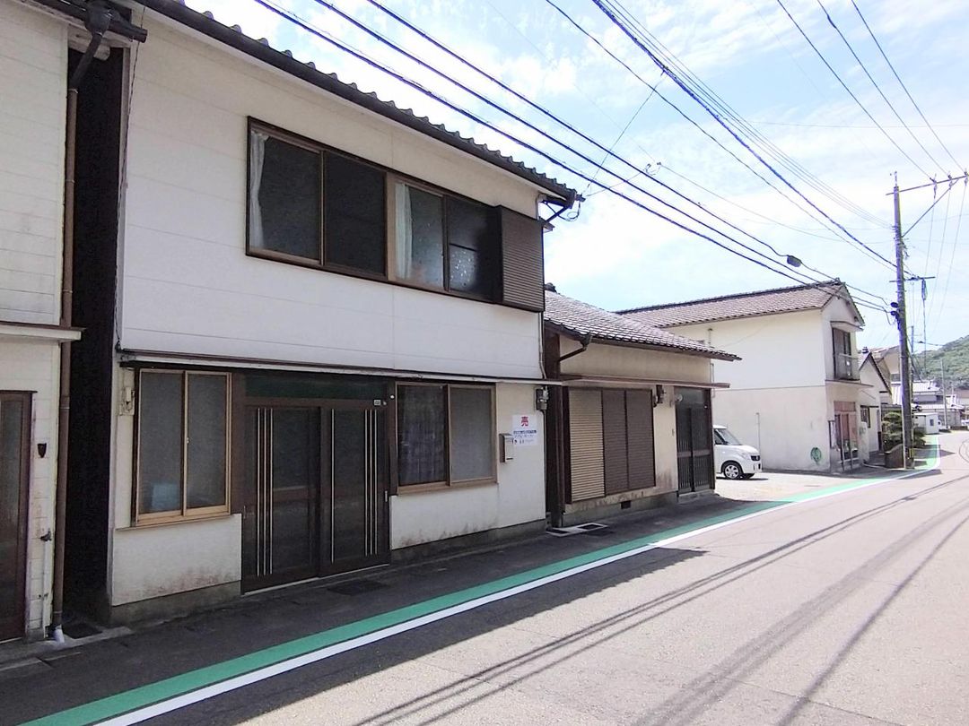 Scenic Land with House in Nobeoka, Miyazaki - Akiya Bank Listing - Thumbnail 2