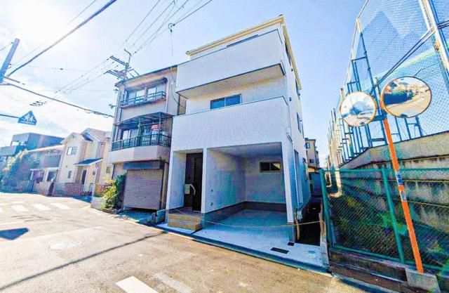 New 4LDK ZEH House for Sale in Takatsuki, Osaka - Thumbnail 2