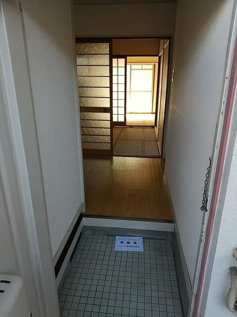 2DK Apartment for Rent in Higashinari, Osaka - Zero Deposit - Thumbnail 2