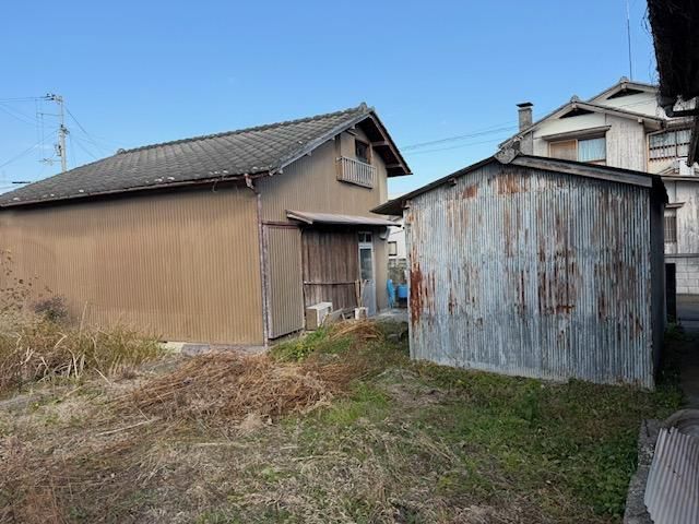 1962 Wooden House for Sale in Itano, Tokushima - 220㎡ Land - Thumbnail 2