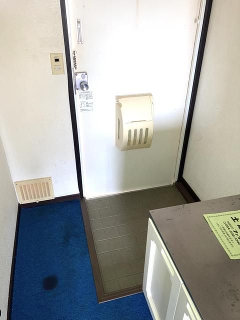 1K Apartment for Rent in Shimizu, Shizuoka - 20,000 Yen - Thumbnail 4