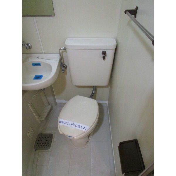 1K Apartment for Rent in Suizenji, Kumamoto City - Thumbnail 4